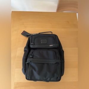 NWT TUMI Brief Pack
